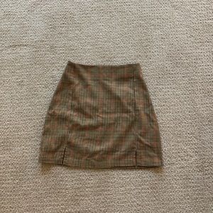 Brandy Melville plaid skirt